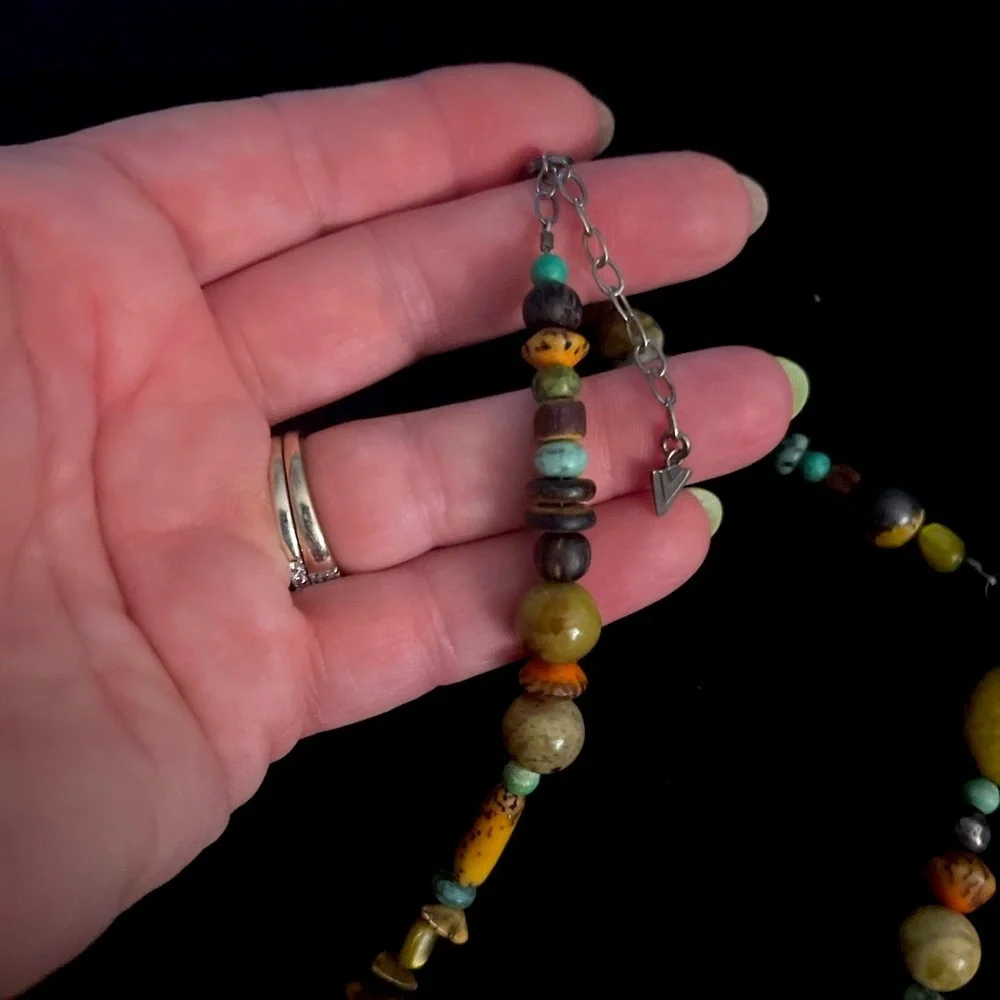 Silpada N1855 Reversible Kabkaban Howlite Coco Wood Bead Shell Necklace